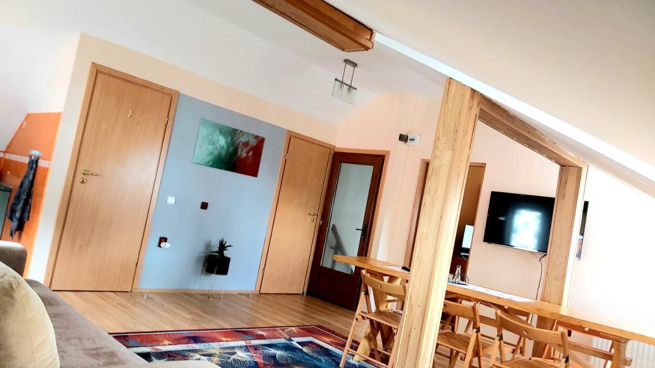 Zoso Home บุชเตนี ภายนอก รูปภาพ