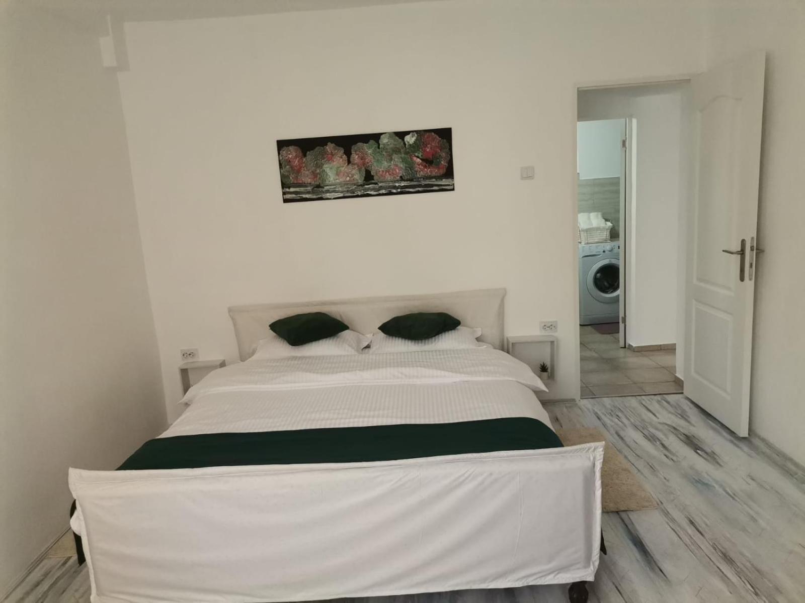 Zoso Home บุชเตนี ภายนอก รูปภาพ